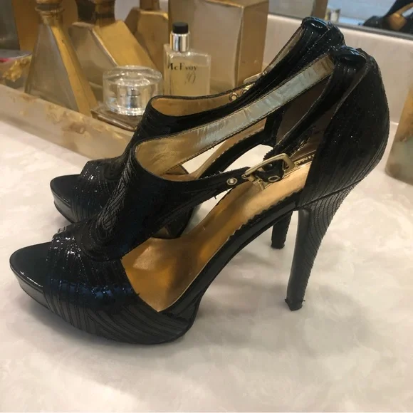 Report Signature black patent peep toe sandals, elegant!  Size 8.5. - Picture 3 of 16